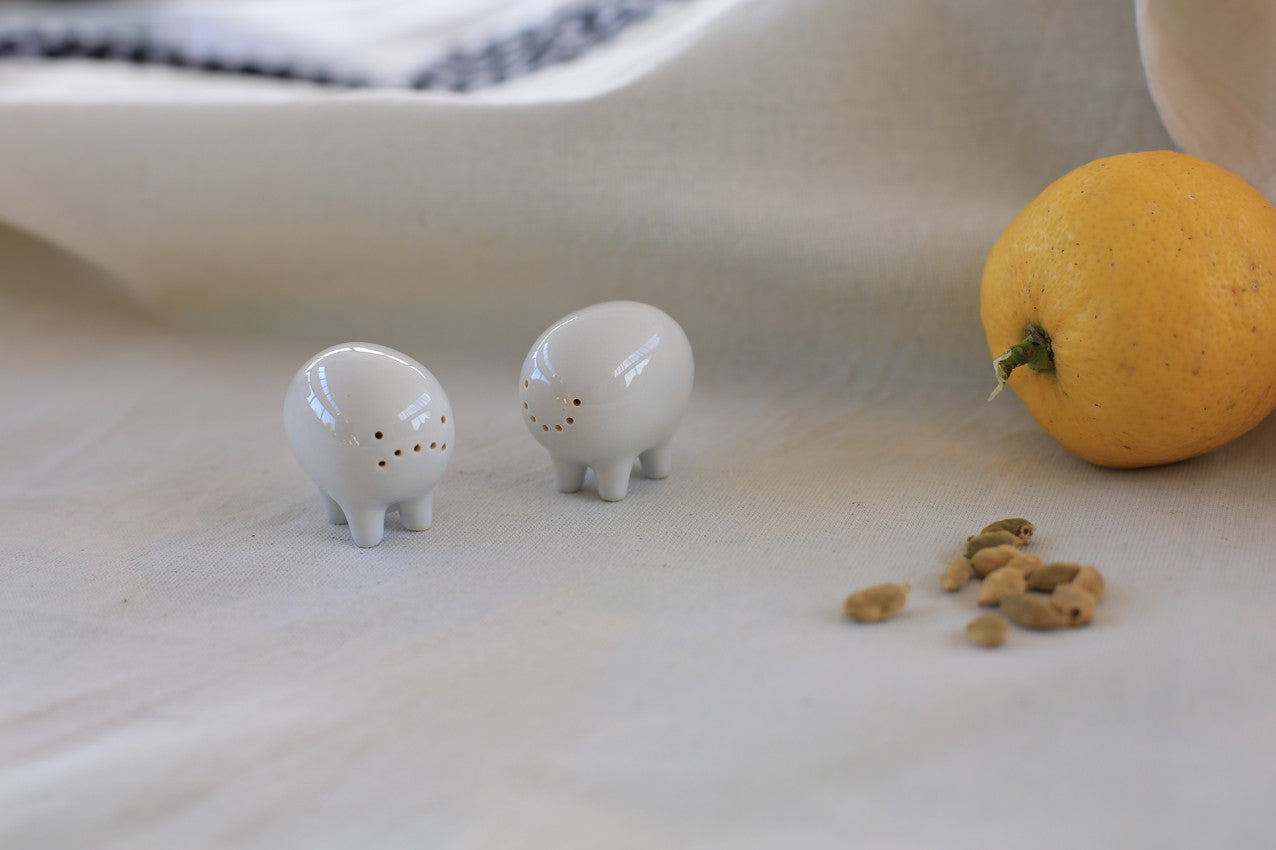 Salt & Pepper Set - Toi Gallery 